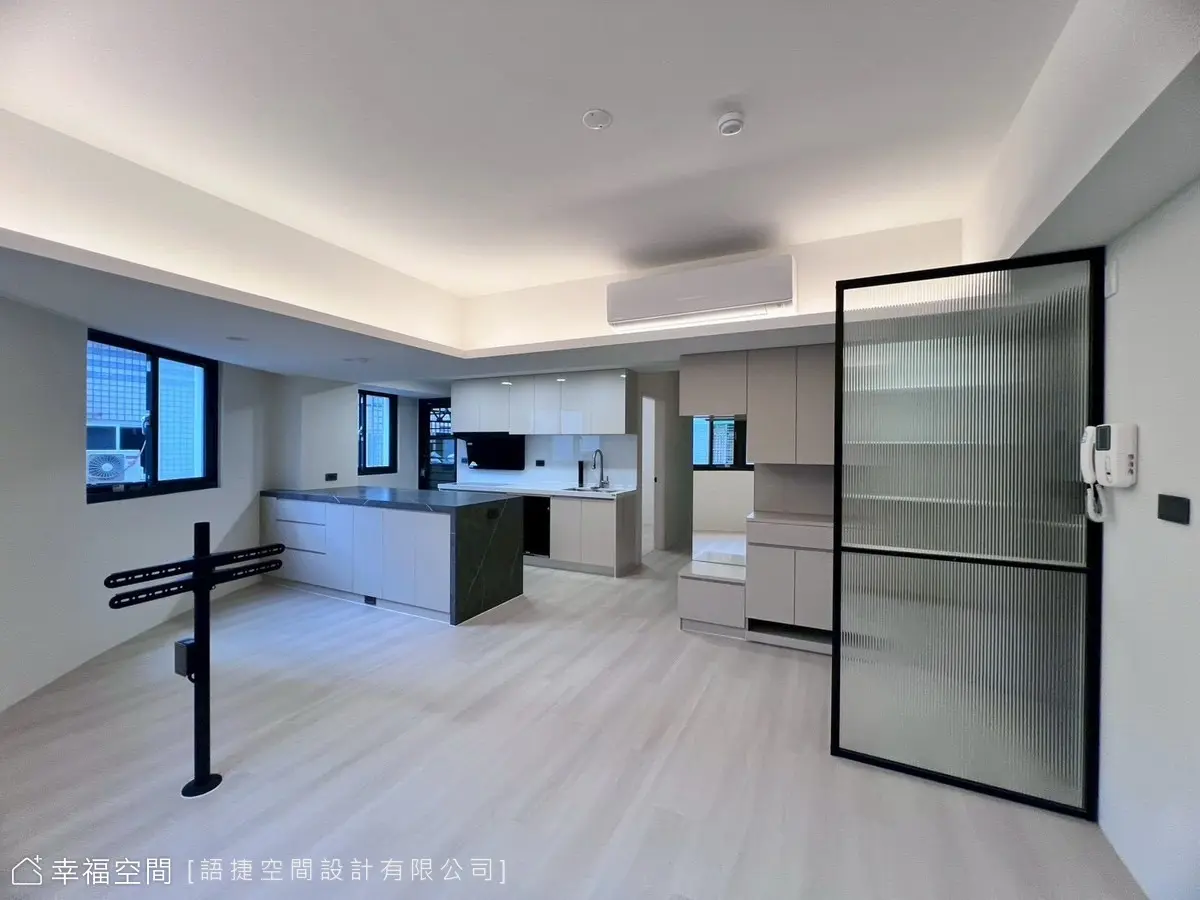 室內空間設計｜現代簡約質韻 勾勒暖宅溫馨時光｜28坪｜語捷空間設計